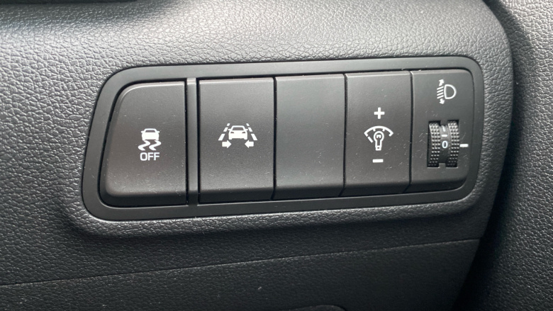 Hyundai Tucson 1.7 CRDi Blue Drive SE 5dr 2WD Diesel Estate